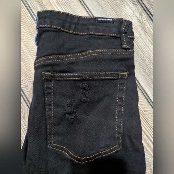 Almost Famous size 3 jeans in black/white with tapered ankle - Picture 8 of 13